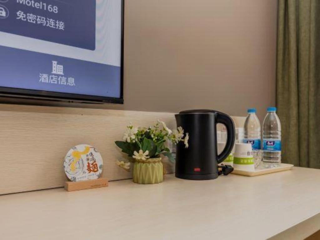 Home Inn Plus Shanghai New International Expo Center Yushan Road Yuanshen Sports מראה חיצוני תמונה