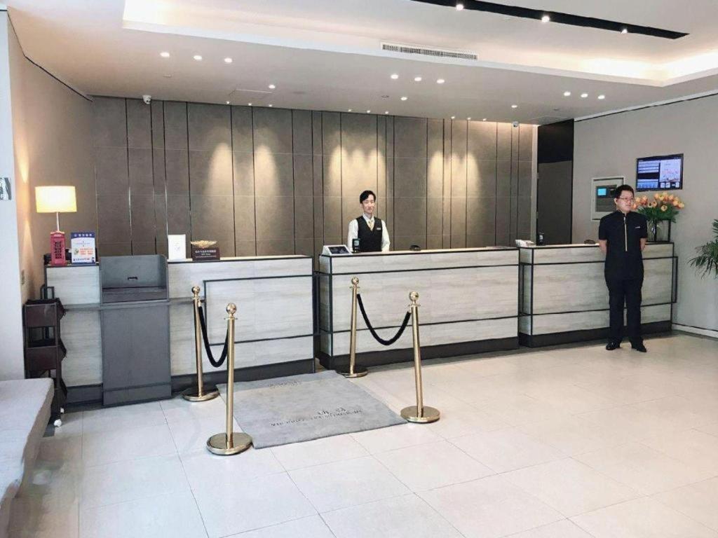 Home Inn Plus Shanghai New International Expo Center Yushan Road Yuanshen Sports מראה חיצוני תמונה